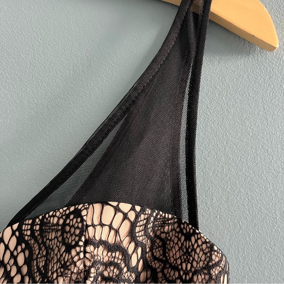 Jump Apparel Lace Overlay Fashion Dress - Picture 5 of 12